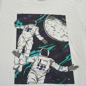 100% preshrunk cotton t-shirt